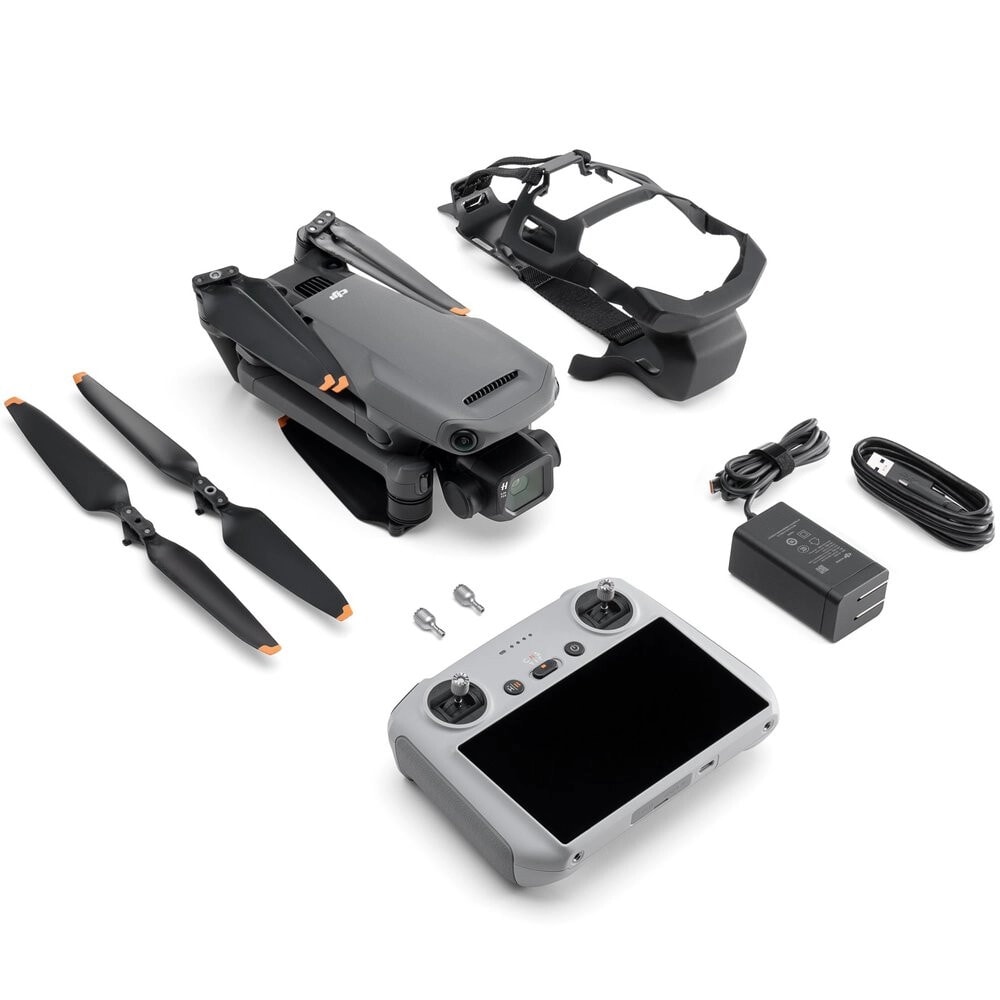 Комплектация DJI Mavic 3 Classic с пультом DJI RC: дрон, пропеллеры, крышка подвеса, зарядка и кабель